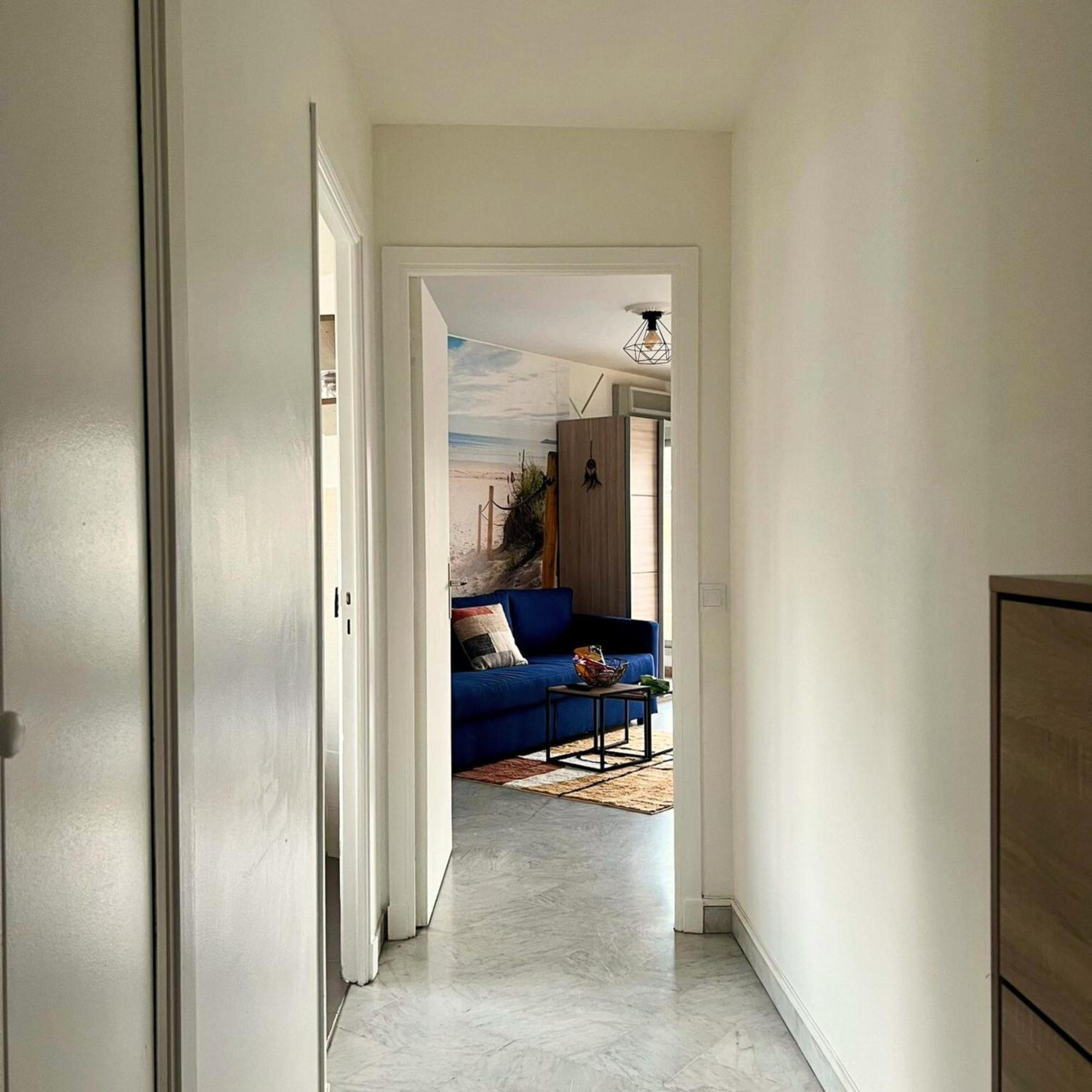 Cozy Studio Near Promenade Ницца Экстерьер фото
